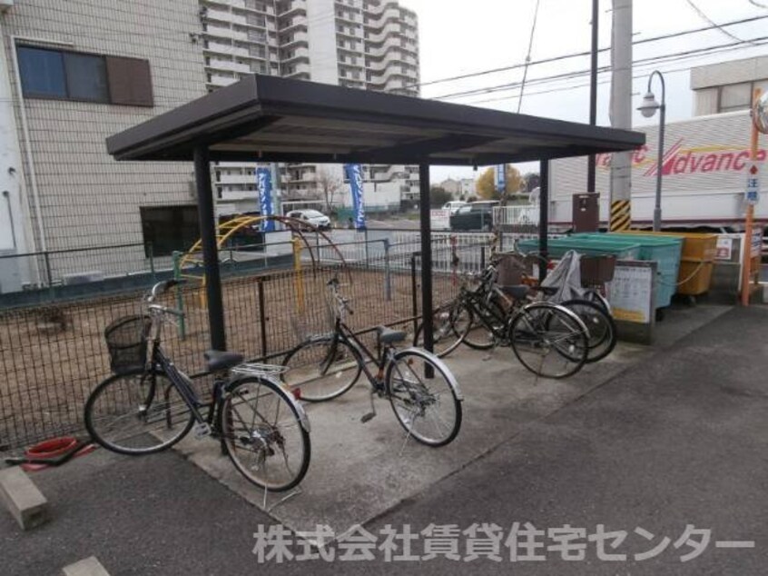  阪和線・羽衣線/紀伊駅 バス12分西安上下車:停歩2分 1階 築26年