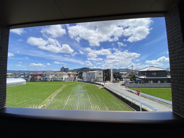  和歌山線/岩出駅 徒歩33分 2階 築1年