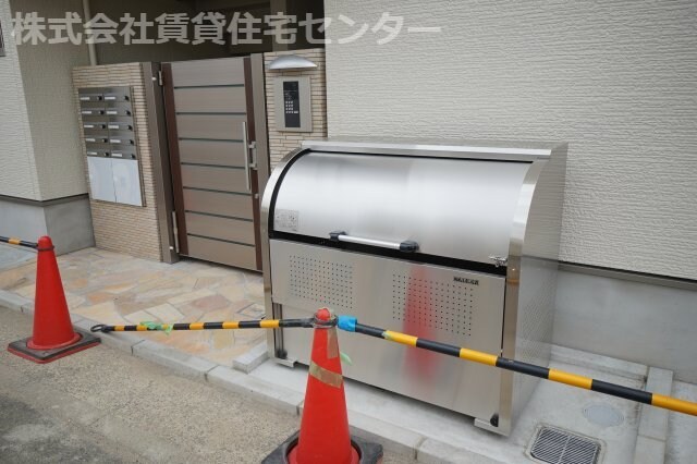  阪和線・羽衣線/和歌山駅 徒歩15分 2階 築4年