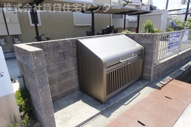  阪和線・羽衣線/紀伊中ノ島駅 徒歩15分 2階 築15年