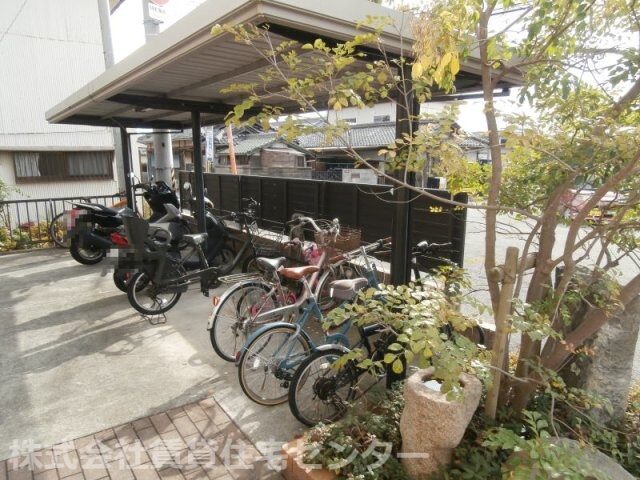  南海本線/和歌山市駅 バス20分警察学校下車:停歩3分 2階 築19年