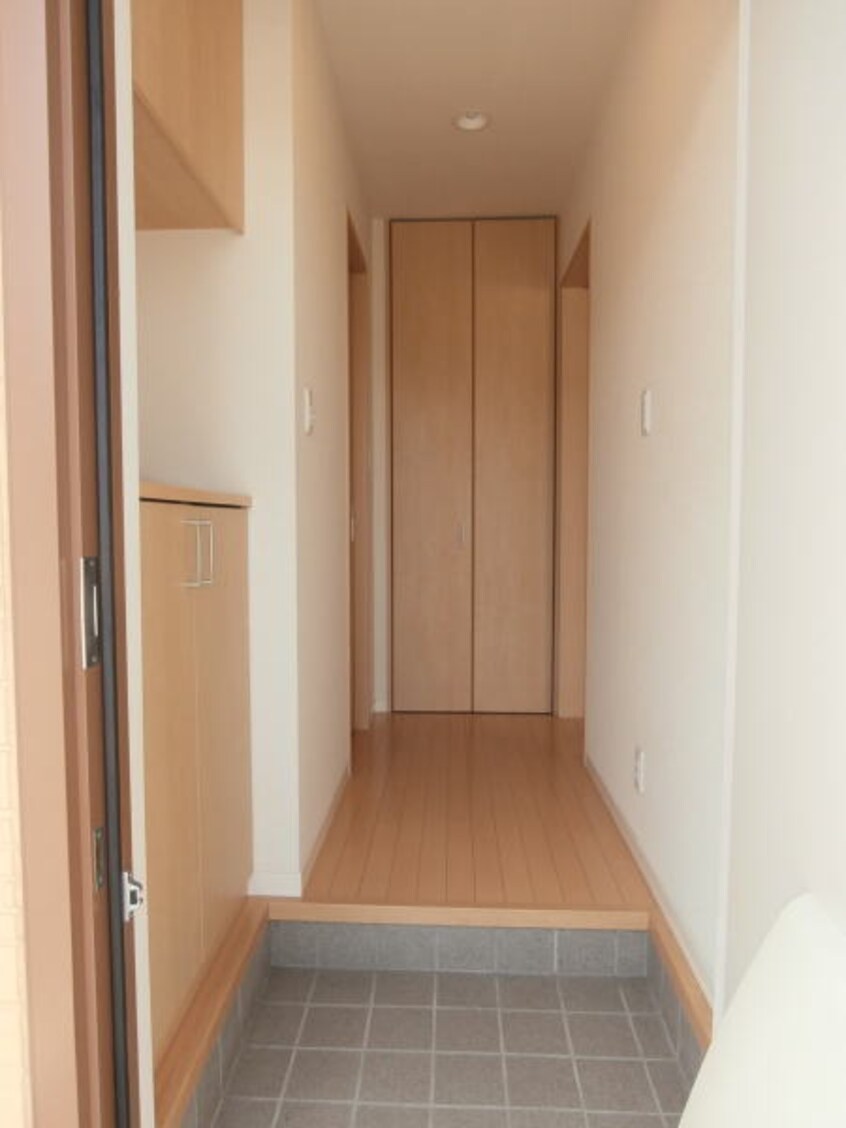  和歌山電鉄貴志川線/岡崎前駅 徒歩20分 1階 築13年