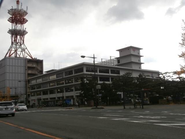 和歌山中央郵便局様(郵便局)まで1307m きのくに線・紀勢本線/紀和駅 徒歩8分 2階 築18年