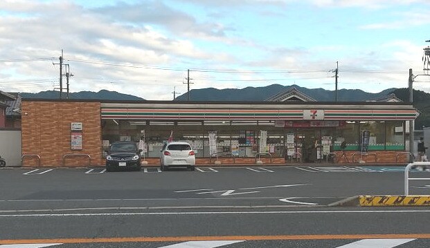 セブンイレブン 橋本隅田町店様(コンビニ)まで1723m 和歌山線/下兵庫駅 徒歩1分 1階 築18年