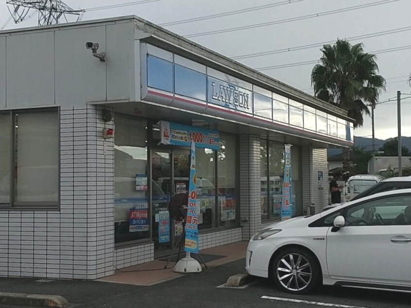 ローソン 橋本清水店様(コンビニ)まで757m 南海高野線/紀伊清水駅 徒歩4分 2階 築23年