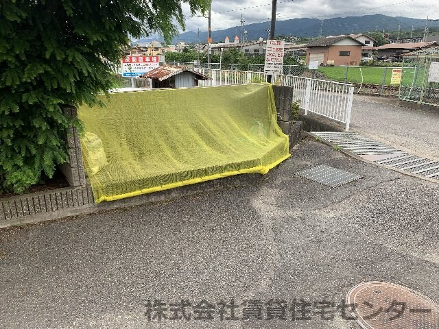  和歌山線/下兵庫駅 徒歩1分 1階 築28年