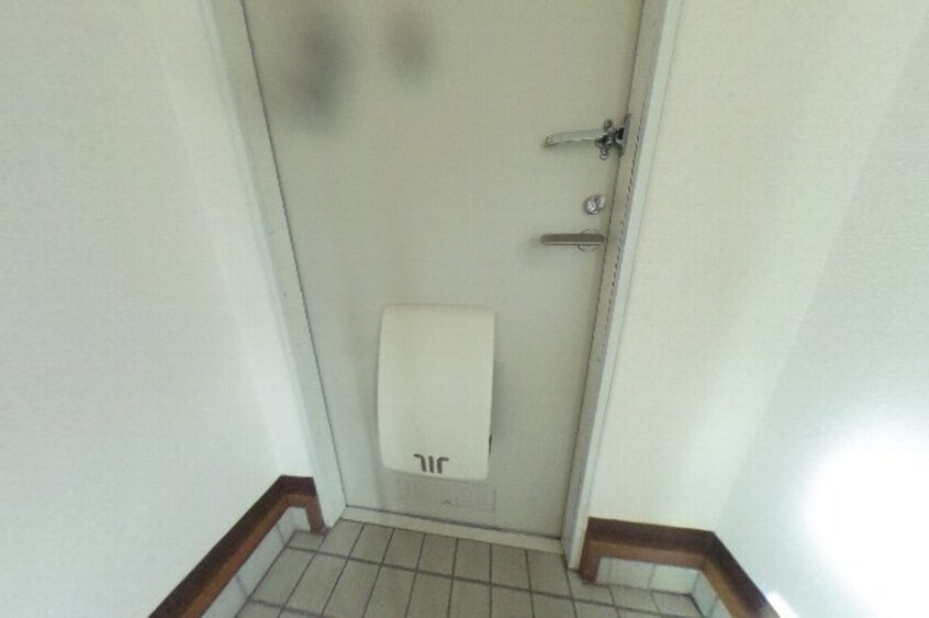 同仕様 阪和線・羽衣線/紀伊駅 バス15分中迫下車:停歩7分 1階 築34年