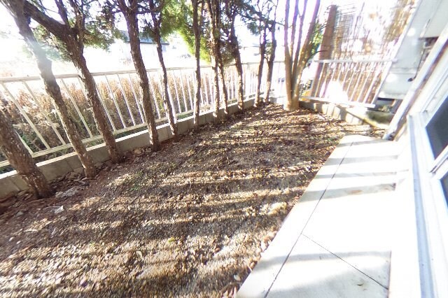 同仕様：庭 阪和線・羽衣線/紀伊駅 バス15分中迫下車:停歩7分 1階 築34年