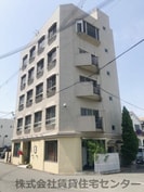 デルタビルの外観