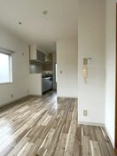  南海本線/和歌山市駅 徒歩15分 2階 築33年