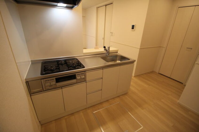 同仕様 和歌山線/岩出駅 バス15分さぎのせ公園下車:停歩6分 1階 建築中