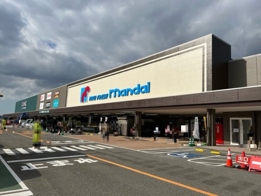 万代 紀伊川辺店様(スーパー)まで2189m 和歌山線/岩出駅 バス15分さぎのせ公園下車:停歩6分 2階 建築中