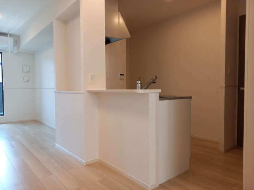 同仕様 和歌山線/岩出駅 バス15分さぎのせ公園下車:停歩6分 2階 建築中