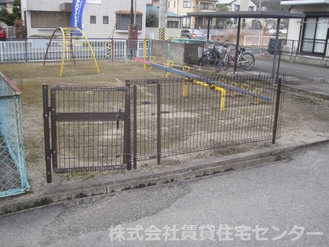  阪和線・羽衣線/紀伊駅 バス12分西安上下車:停歩2分 2階 築26年