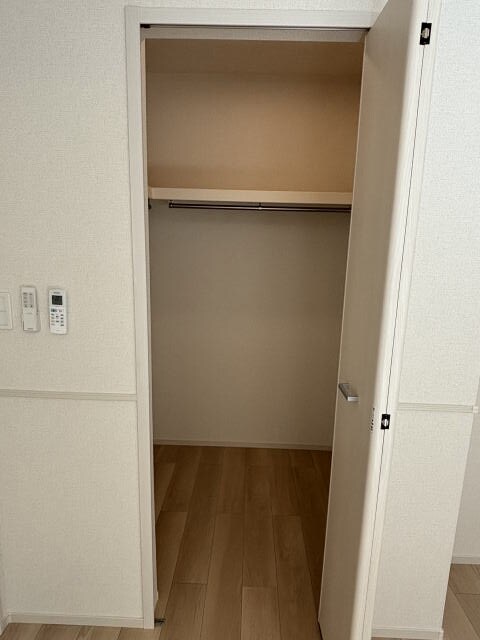  阪和線・羽衣線/紀伊駅 バス9分山村（和歌山県）下車:停歩6分 1階 築1年