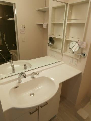  南海加太線/東松江駅 徒歩16分 1階 築13年