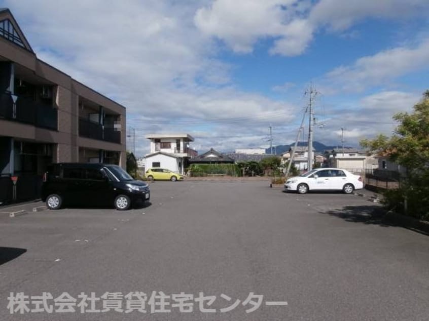  和歌山線/岩出駅 バス18分川尻下車:停歩9分 2階 築15年