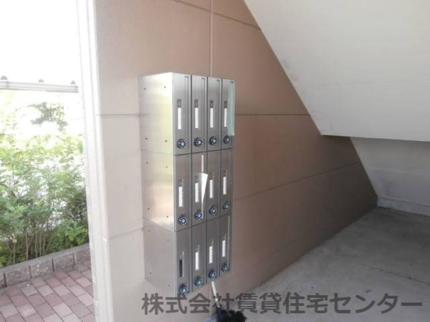  和歌山線/岩出駅 バス18分川尻下車:停歩9分 2階 築15年