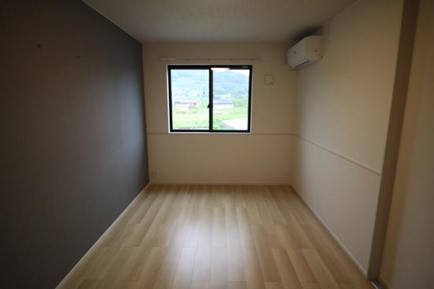 同仕様 きのくに線・紀勢本線/紀三井寺駅 バス5分競技場前下車:停歩8分 1階 建築中