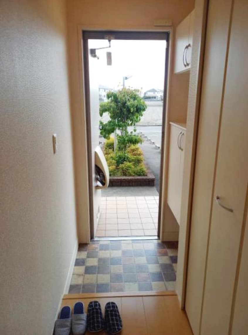  和歌山線/田井ノ瀬駅 徒歩27分 1階 築14年