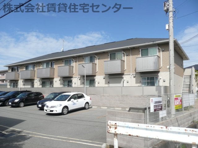  阪和線・羽衣線/和歌山駅 バス11分津屋下車:停歩1分 1階 築13年