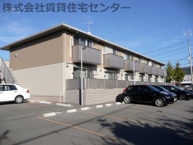 阪和線・羽衣線/和歌山駅 バス11分津屋下車:停歩1分 1階 築13年