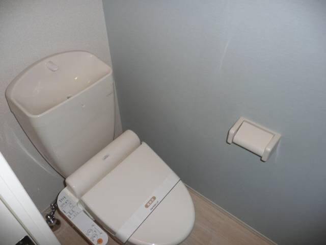  阪和線・羽衣線/和歌山駅 バス11分津屋下車:停歩1分 1階 築13年