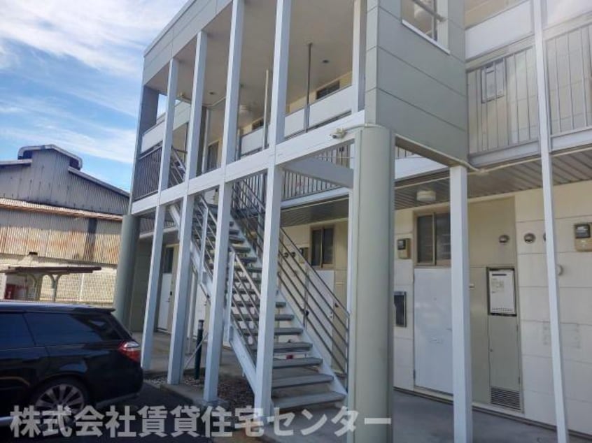  アベニール三沢