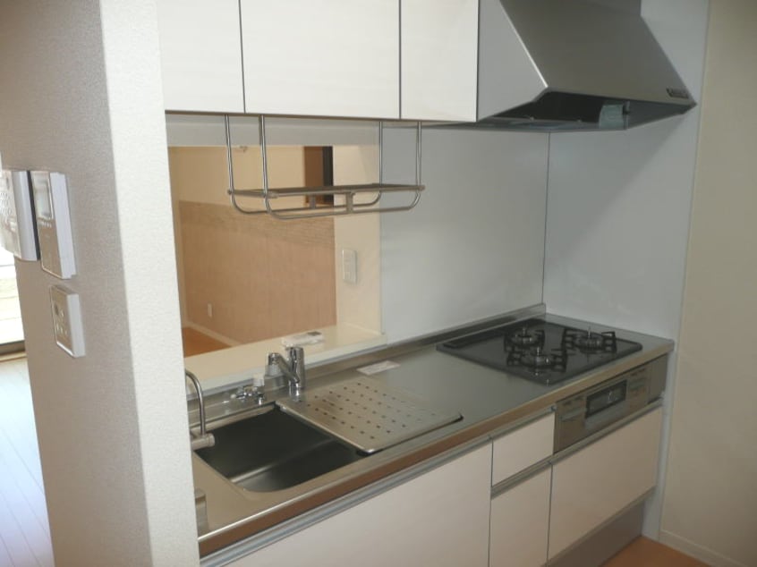  阪和線・羽衣線/和歌山駅 バス3分三木町新通下車:停歩4分 1階 築10年