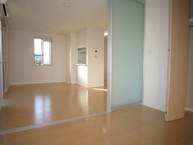  和歌山線/下井阪駅 徒歩15分 1階 築13年