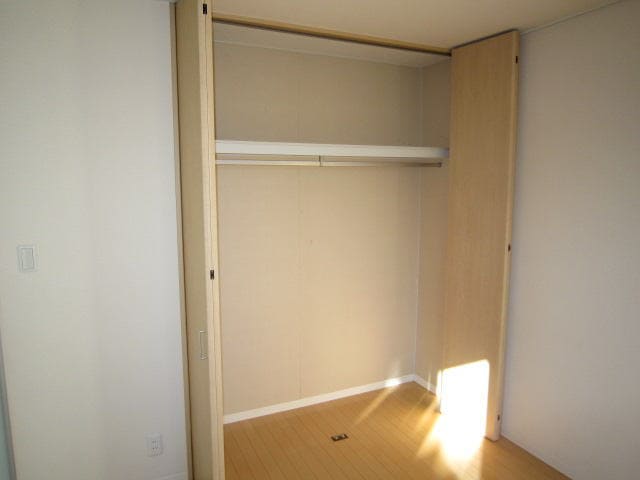  和歌山線/下井阪駅 徒歩15分 1階 築13年