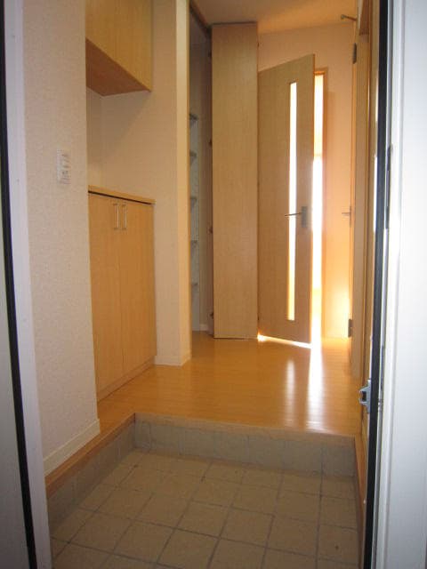  和歌山線/下井阪駅 徒歩15分 1階 築13年