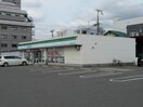 ファミリーマート和歌山土佐町店様(コンビニ)まで378m ＦＳコート