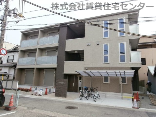  阪和線・羽衣線/和歌山駅 徒歩13分 2階 築7年