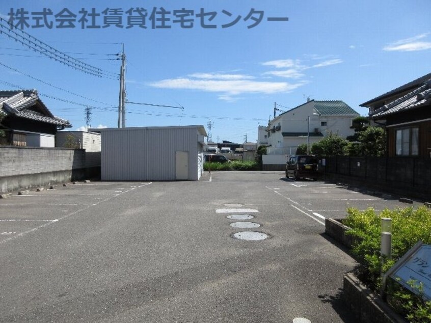  きのくに線・紀勢本線/和歌山市駅 バス10分すみれ団地下車:停歩7分 1階 築14年