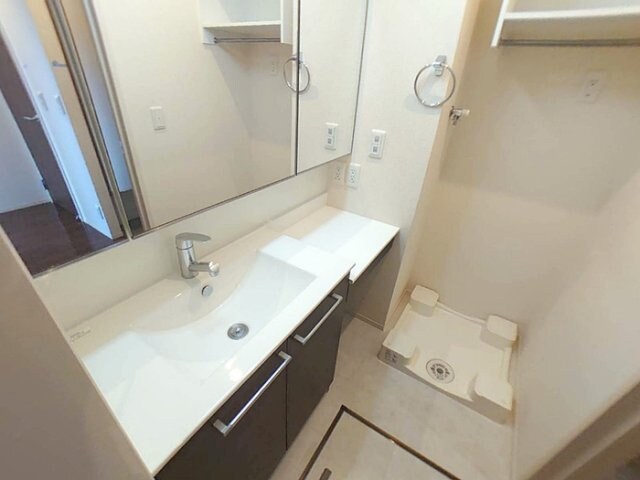  和歌山電鉄貴志川線/日前宮駅 徒歩27分 1階 築9年