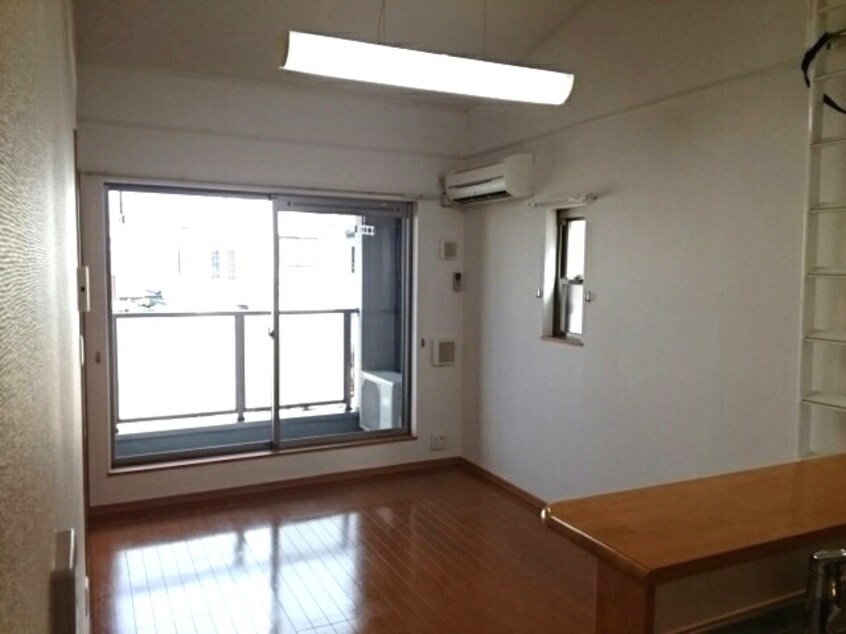  きのくに線・紀勢本線/和歌山市駅 バス11分花王橋下車:停歩5分 2階 築18年