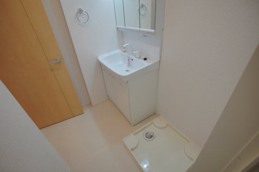  阪和線・羽衣線/紀伊中ノ島駅 徒歩21分 1階 築6年