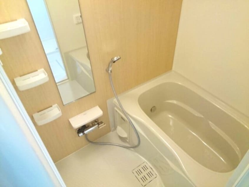  南海加太線/東松江駅 徒歩10分 2階 築5年