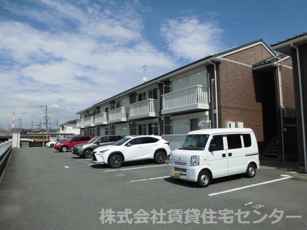  阪和線・羽衣線/和歌山駅 バス11分南中島下車:停歩11分 1階 築16年