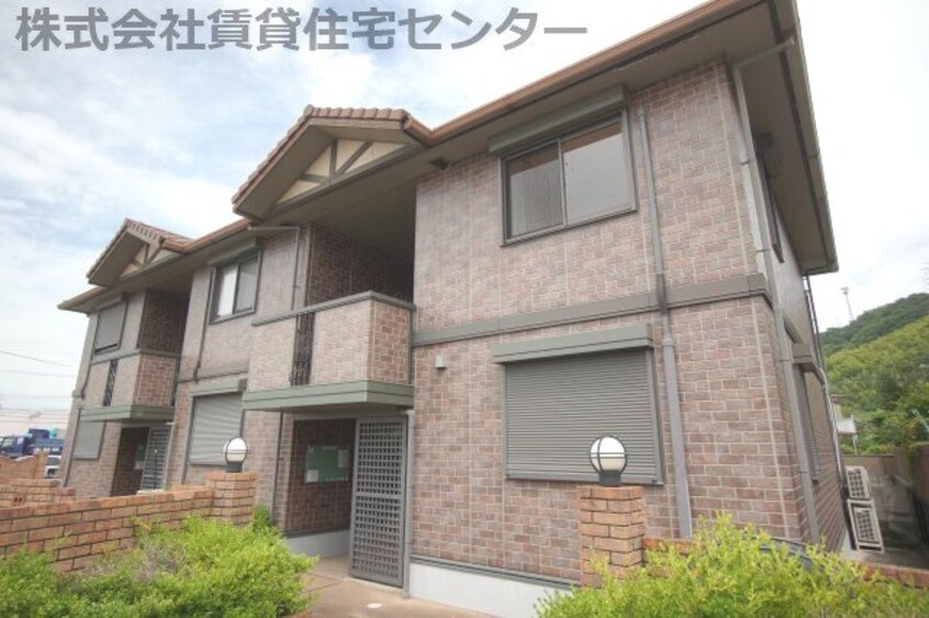  阪和線・羽衣線/和歌山駅 バス30分浜の宮下車:停歩2分 2階 築21年