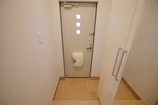  阪和線・羽衣線/紀伊中ノ島駅 徒歩21分 1階 築6年