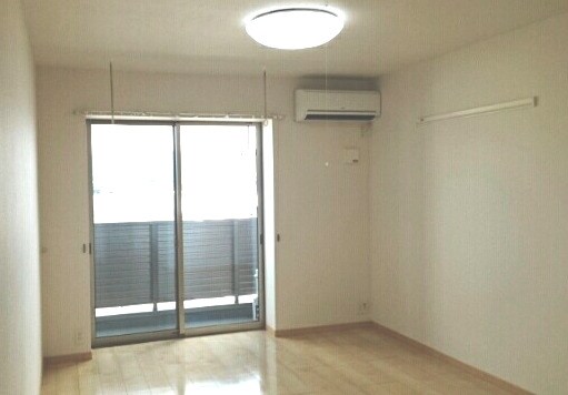  和歌山線/岩出駅 バス20分中黒団地下車:停歩2分 2階 築13年