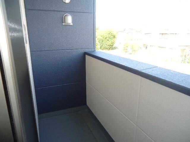  コーラルヴィラ出島Ｂ