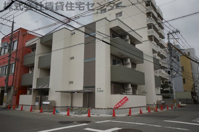  阪和線・羽衣線/和歌山駅 徒歩15分 2階 築5年