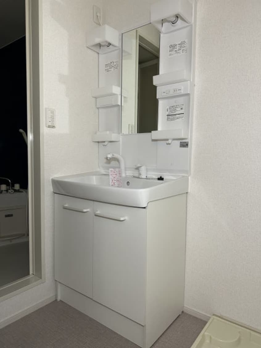  和歌山線/船戸駅 バス20分丸栖北下車:停歩2分 1階 築16年