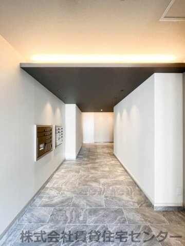  南海本線/和歌山市駅 徒歩28分 2階 築3年