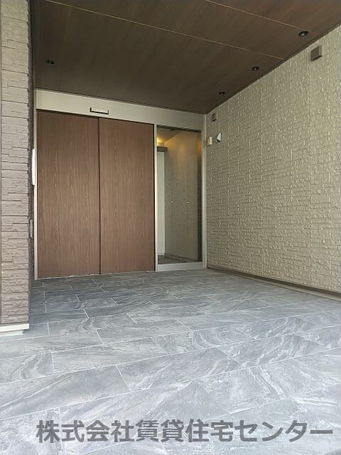  南海本線/和歌山市駅 徒歩28分 2階 築3年