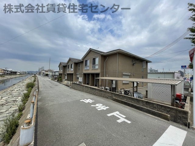  きのくに線・紀勢本線/和歌山市駅 バス25分西浜下車:停歩5分 1階 築15年