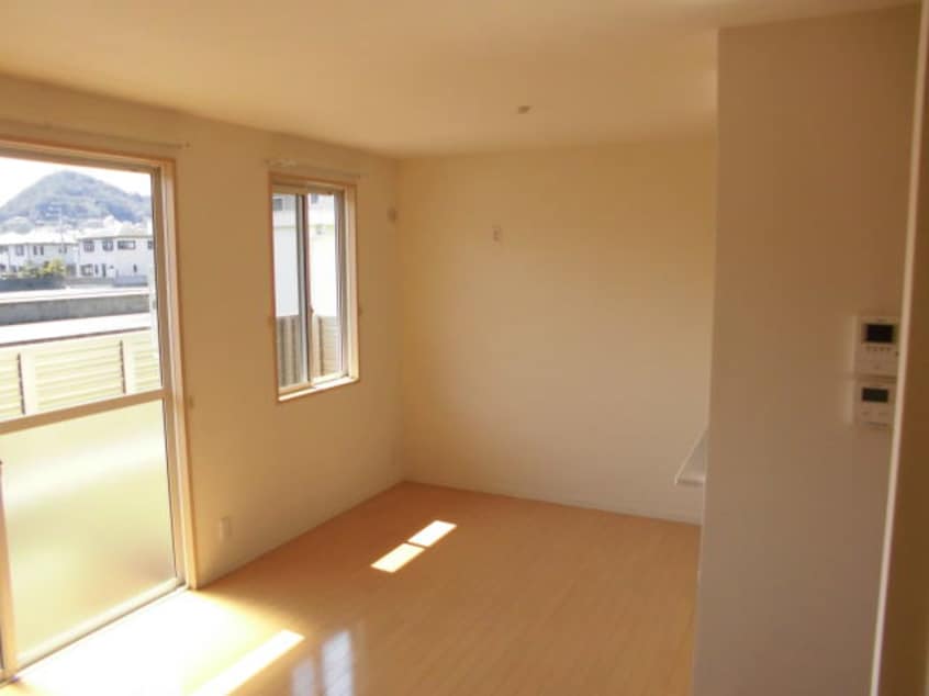  南海本線/和歌山市駅 バス15分栗栖下車:停歩4分 1階 築16年